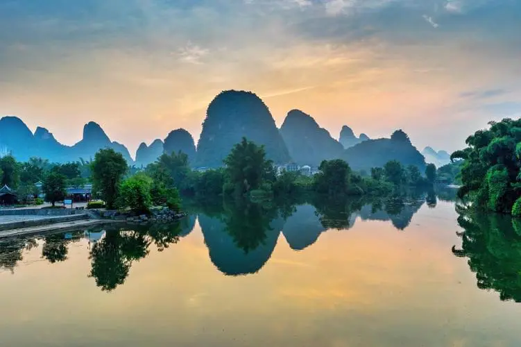高质量创意智能系统
